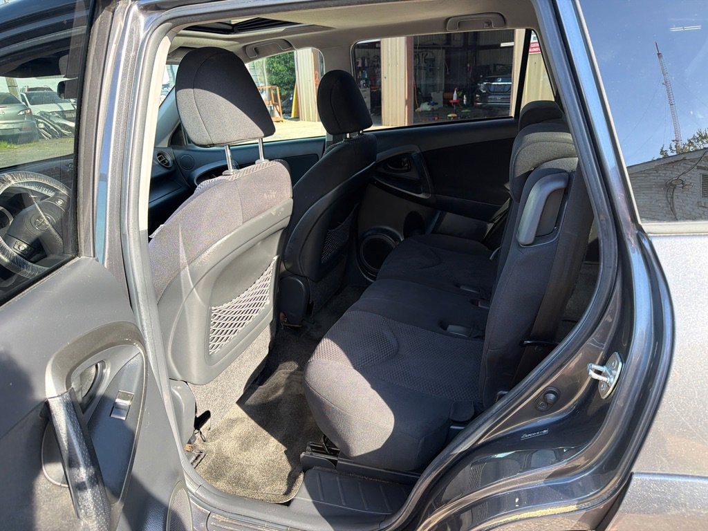 Used 2011 Toyota RAV4 Sport w/ Sport Extra Value Pkg AWD/4WD image 21