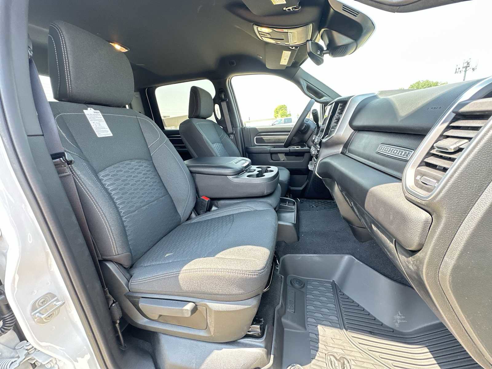 New 2025 RAM 2500 Big Horn AWD/4WD image 23
