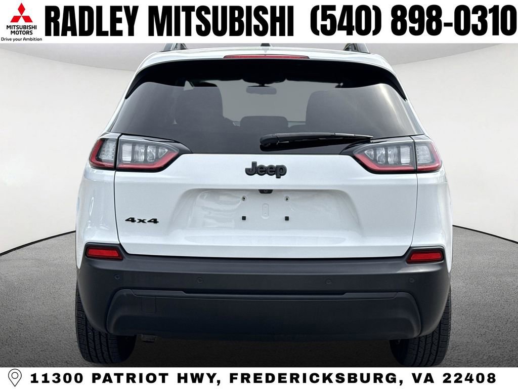 Used 2019 Jeep Cherokee Latitude Plus AWD/4WD image 19