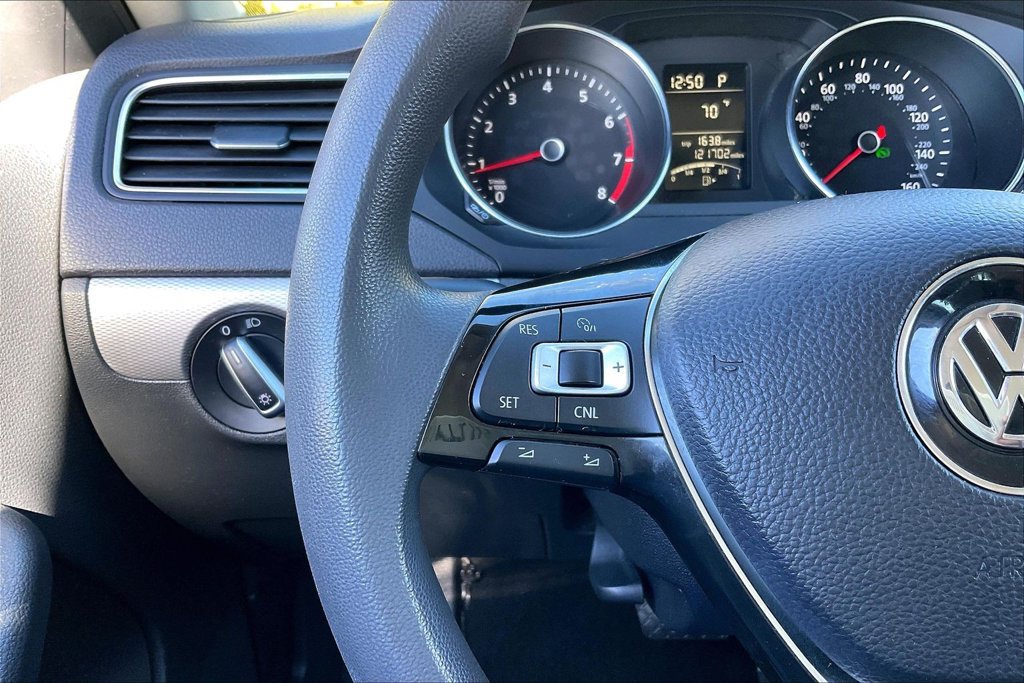 Used 2017 Volkswagen Jetta S FWD image 18