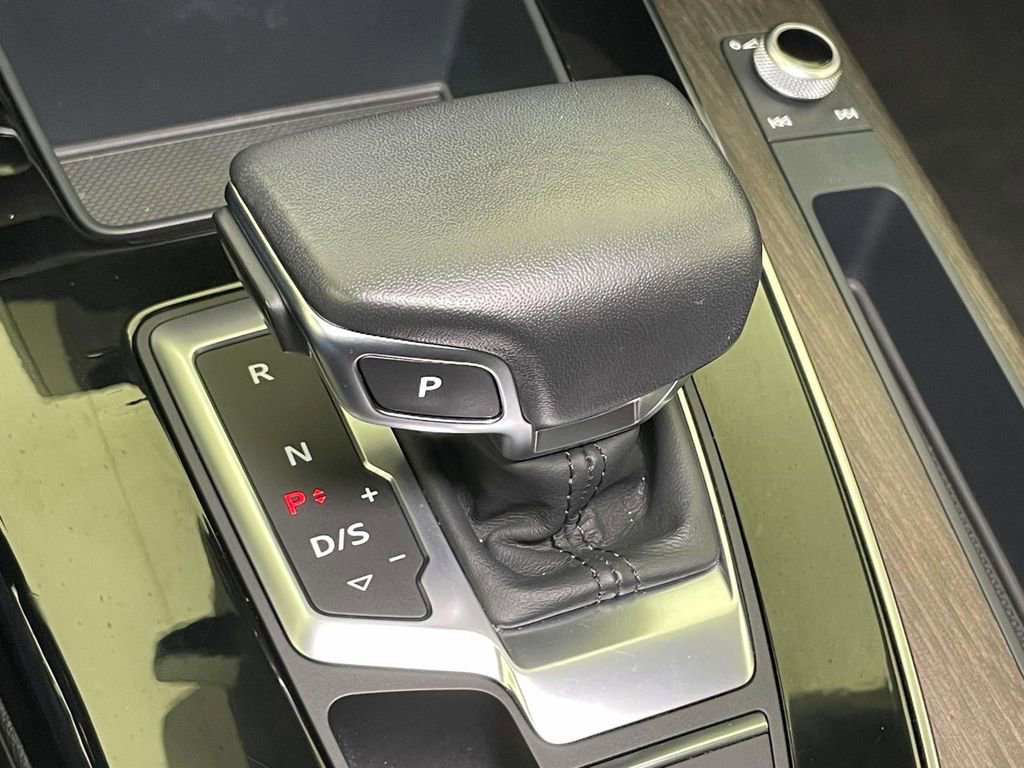 Certified 2023 Audi Q5 2.0T Premium w/ Convenience Package image 33