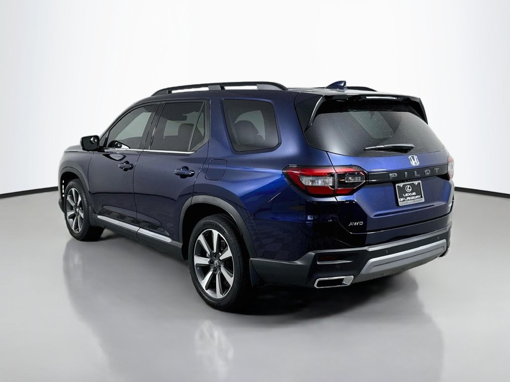 Used 2023 Honda Pilot Elite image 7