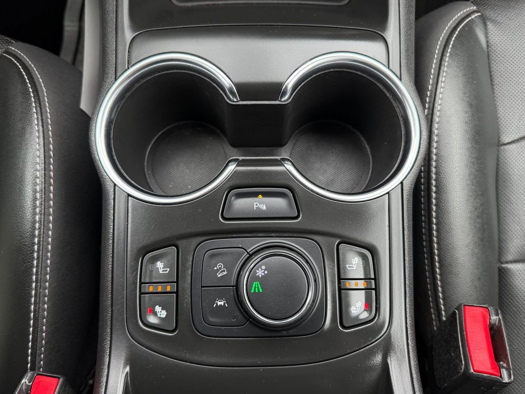 Used 2022 GMC Terrain SLT w/ Tech Package image 27