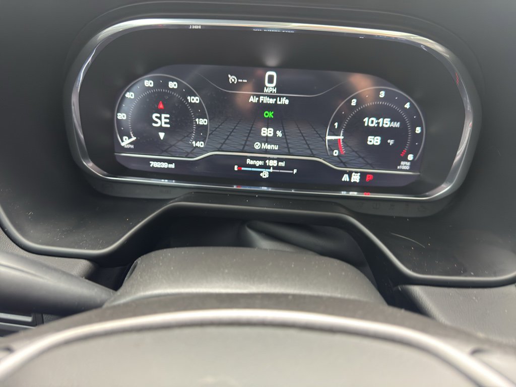 Used 2022 GMC Yukon AT4 AWD/4WD image 13