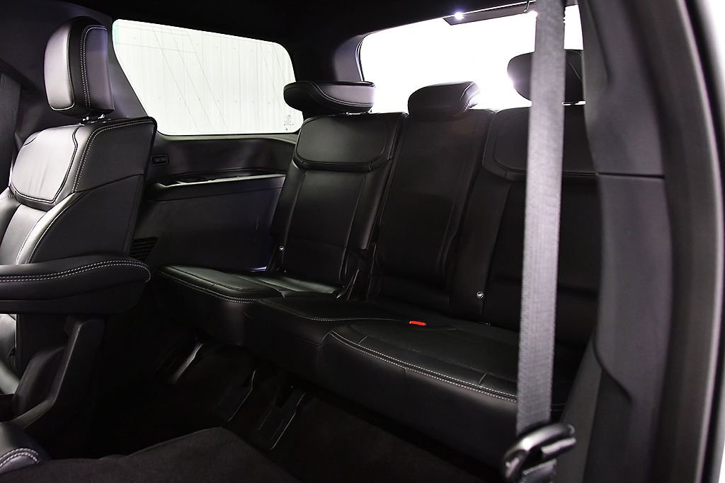 Used 2025 Ford Expedition Platinum w/ Stealth Appearance Package AWD/4WD image 31