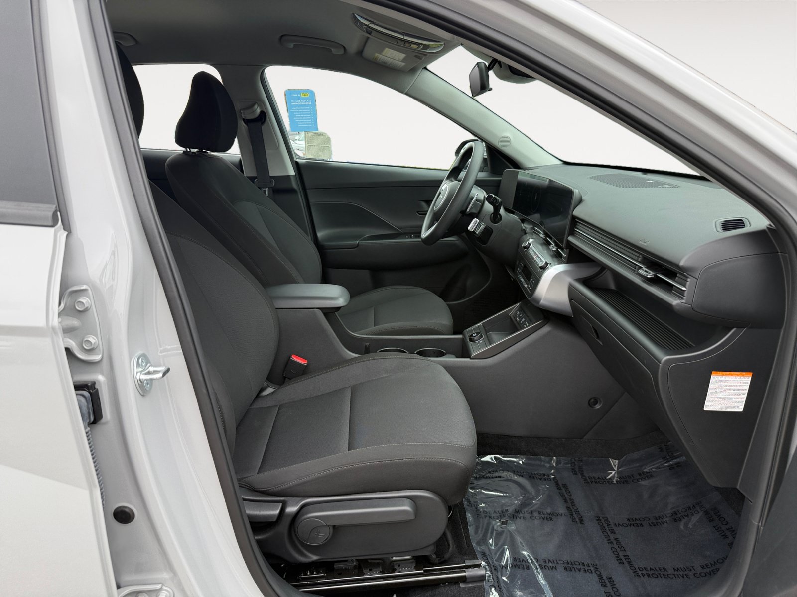 Certified 2025 Hyundai Kona SE FWD image 19