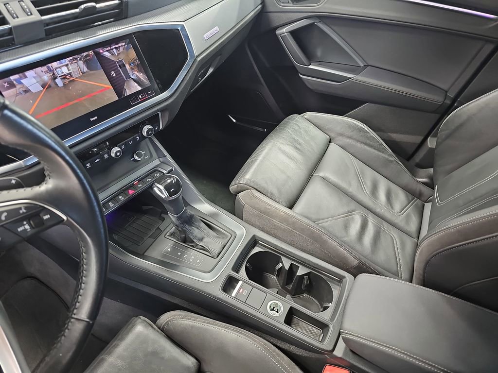 Used 2019 Audi Q3 2.0T Prestige image 25