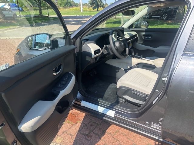 New 2026 Honda HR-V LX image 11