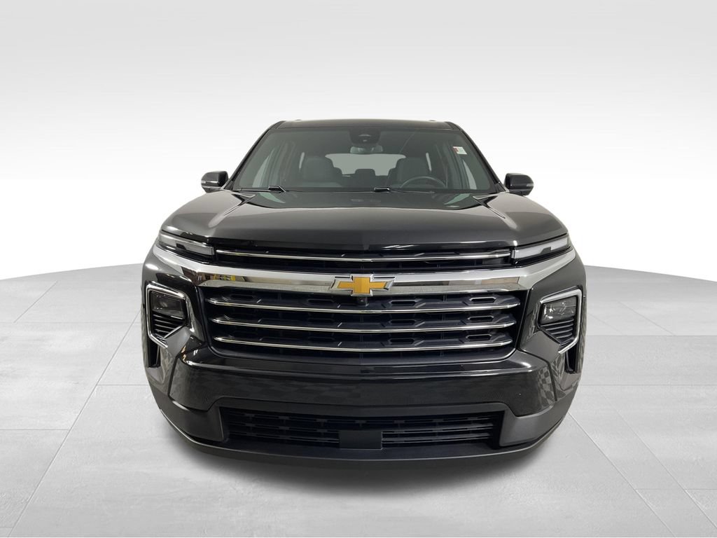 Used 2024 Chevrolet Traverse LT AWD/4WD image 3