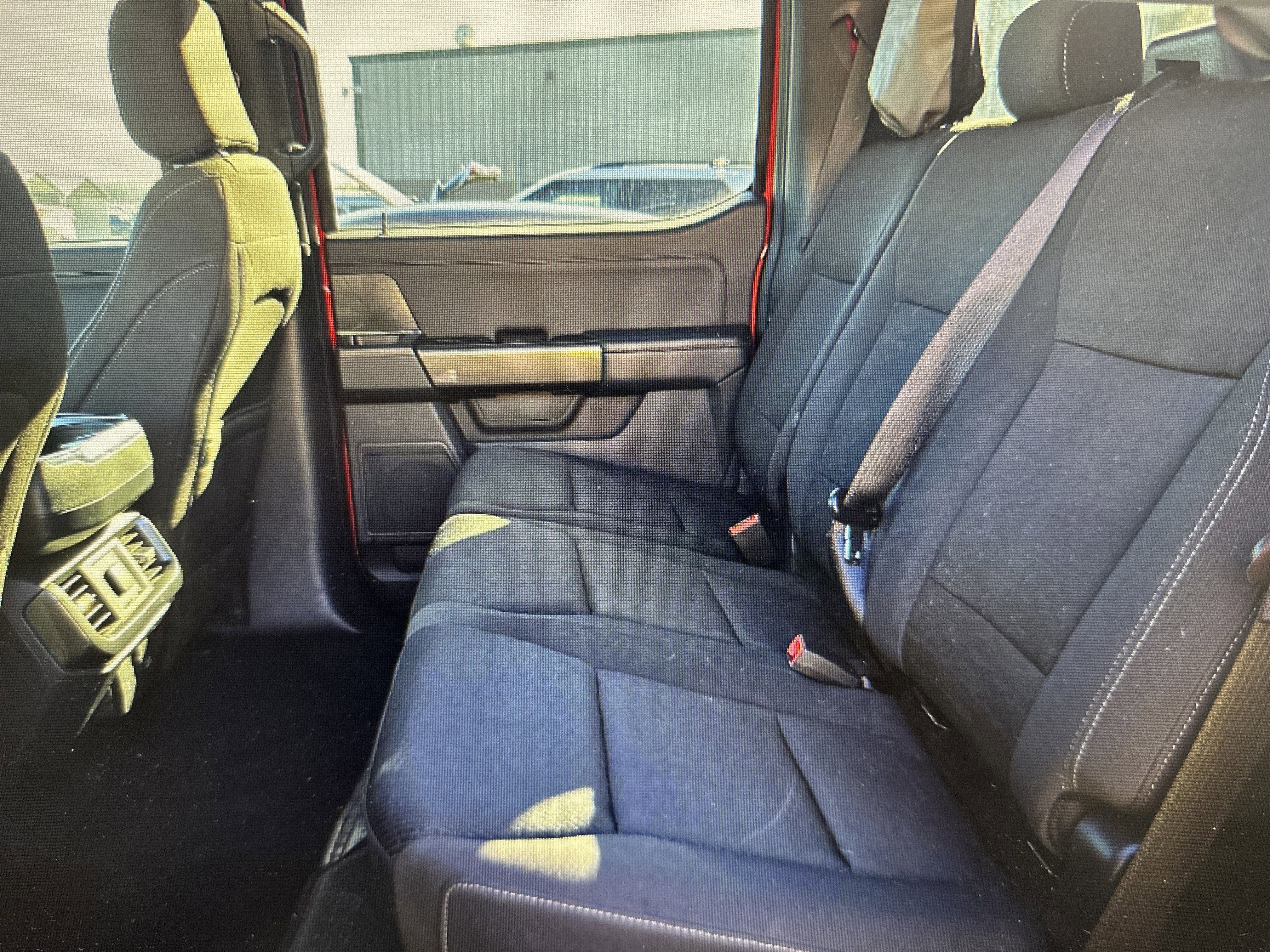 Used 2023 Ford F150 Lariat image 11