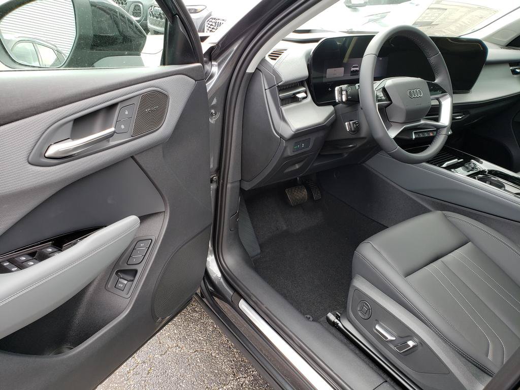 New 2026 Audi Q3 quattro 2.0T AWD/4WD image 6