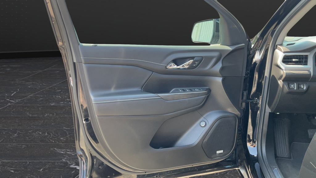 Used 2019 GMC Acadia SLT AWD/4WD image 29