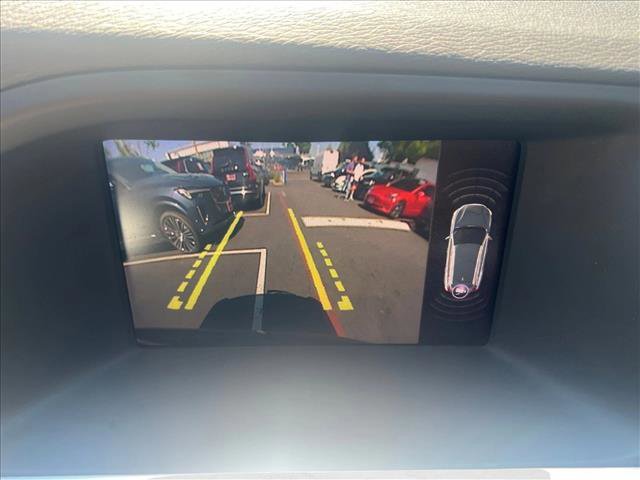 Used 2018 Volvo V60 T5 Cross Country Platinum image 19