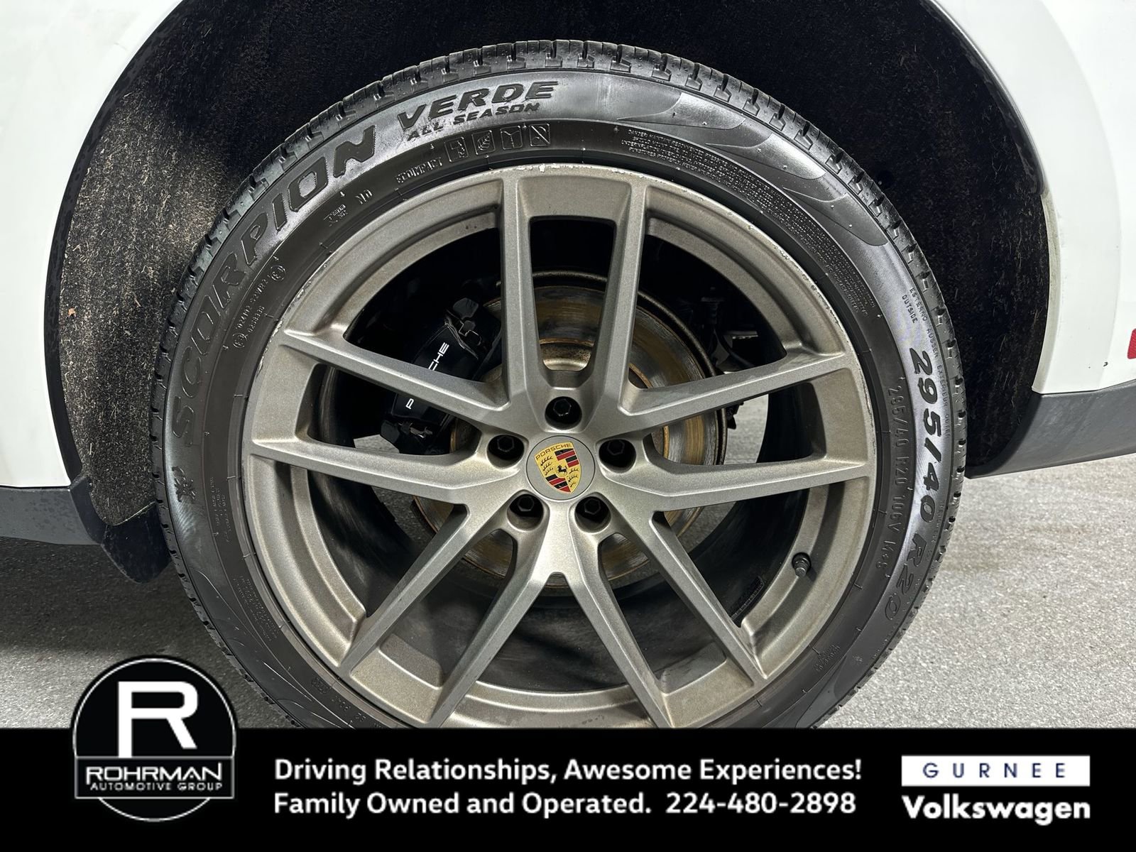 Used 2023 Porsche Macan image 5