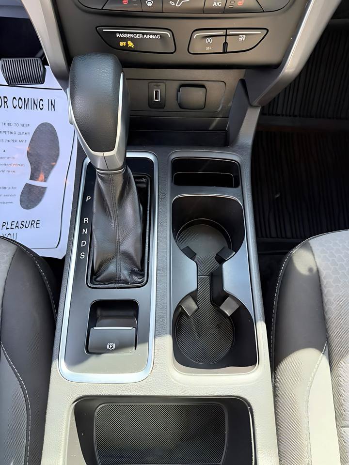 Used 2019 Ford Escape SE AWD/4WD image 28