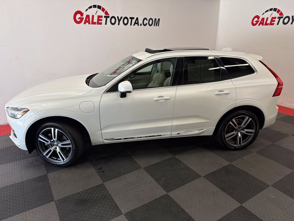 Used 2021 Volvo XC60 T8 Inscription Expression w/ Protection Package Premier AWD/4WD image 9