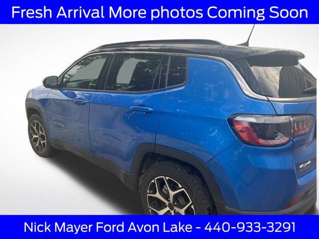 Used 2025 Jeep Compass Limited AWD/4WD image 4
