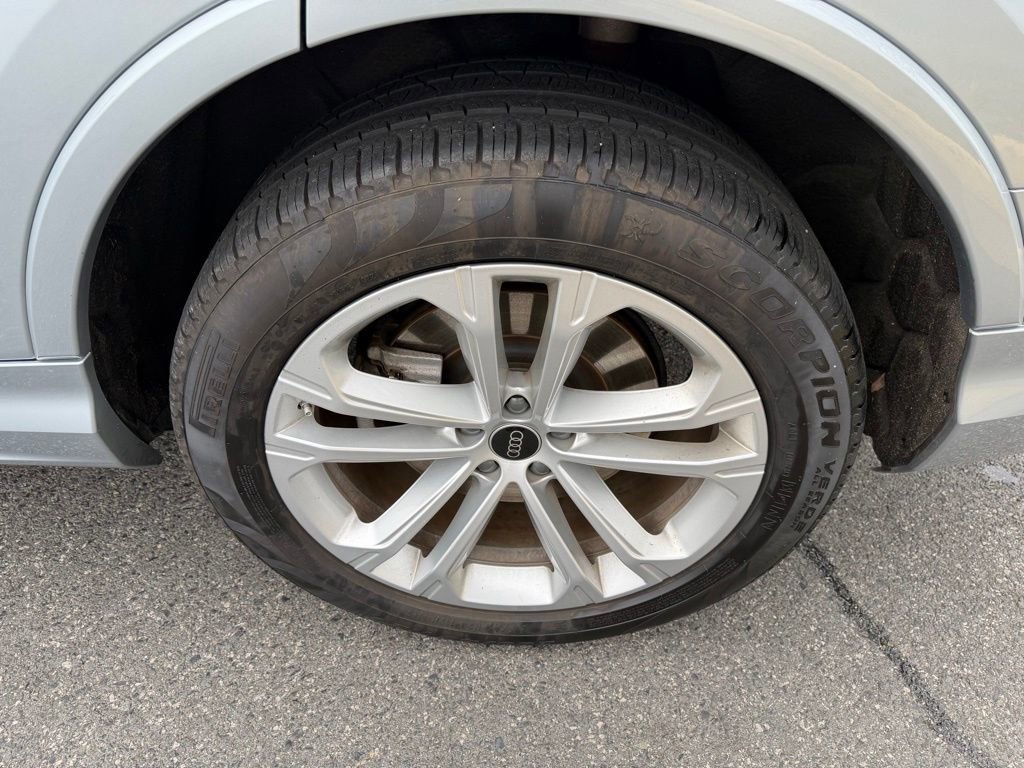 Used 2025 Audi Q7 3.0T Premium Plus image 13