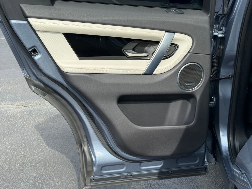 Used 2022 Land Rover Discovery Sport S R-Dynamic image 30