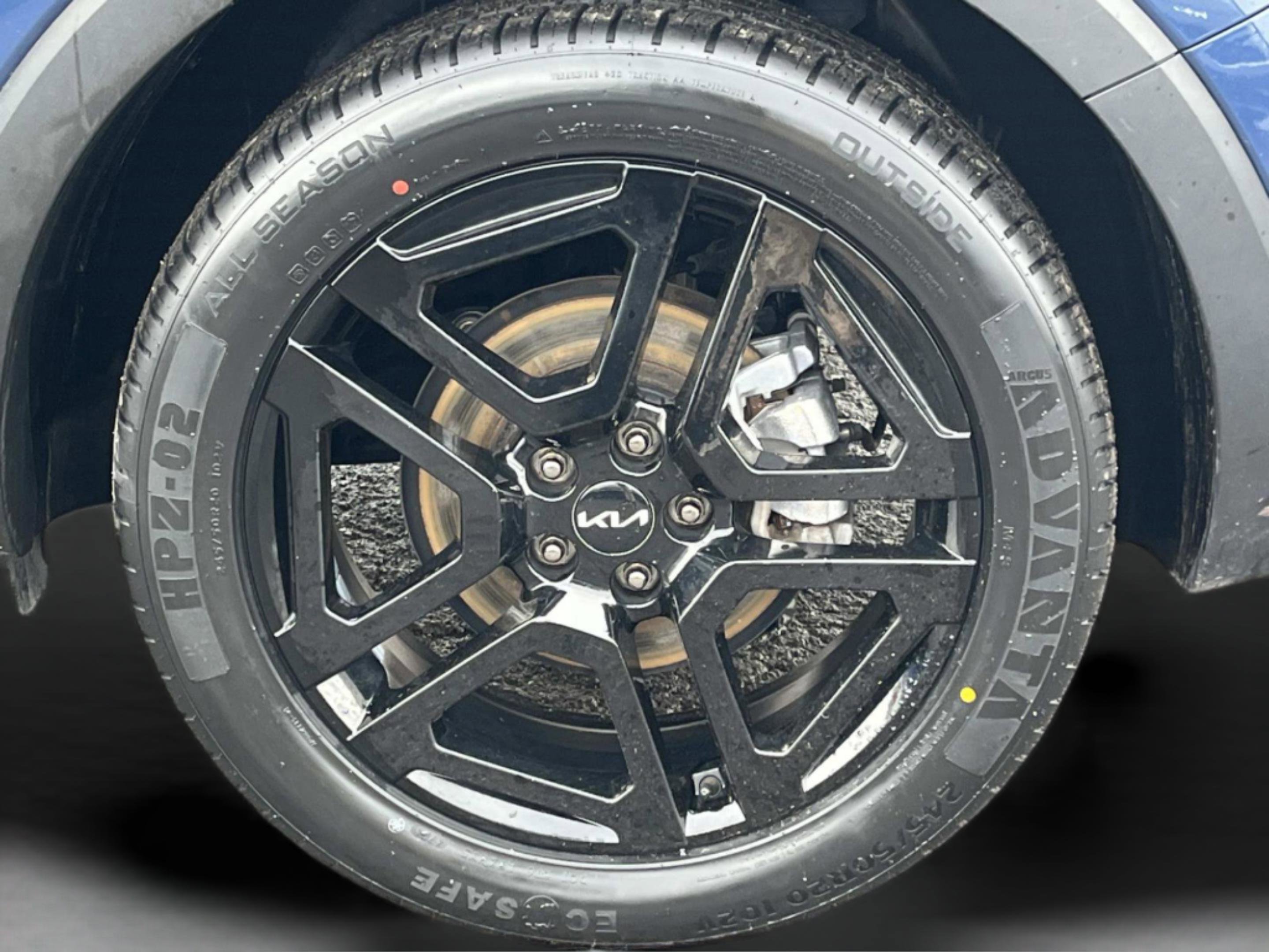 Used 2023 Kia Telluride SX X-Line image 11