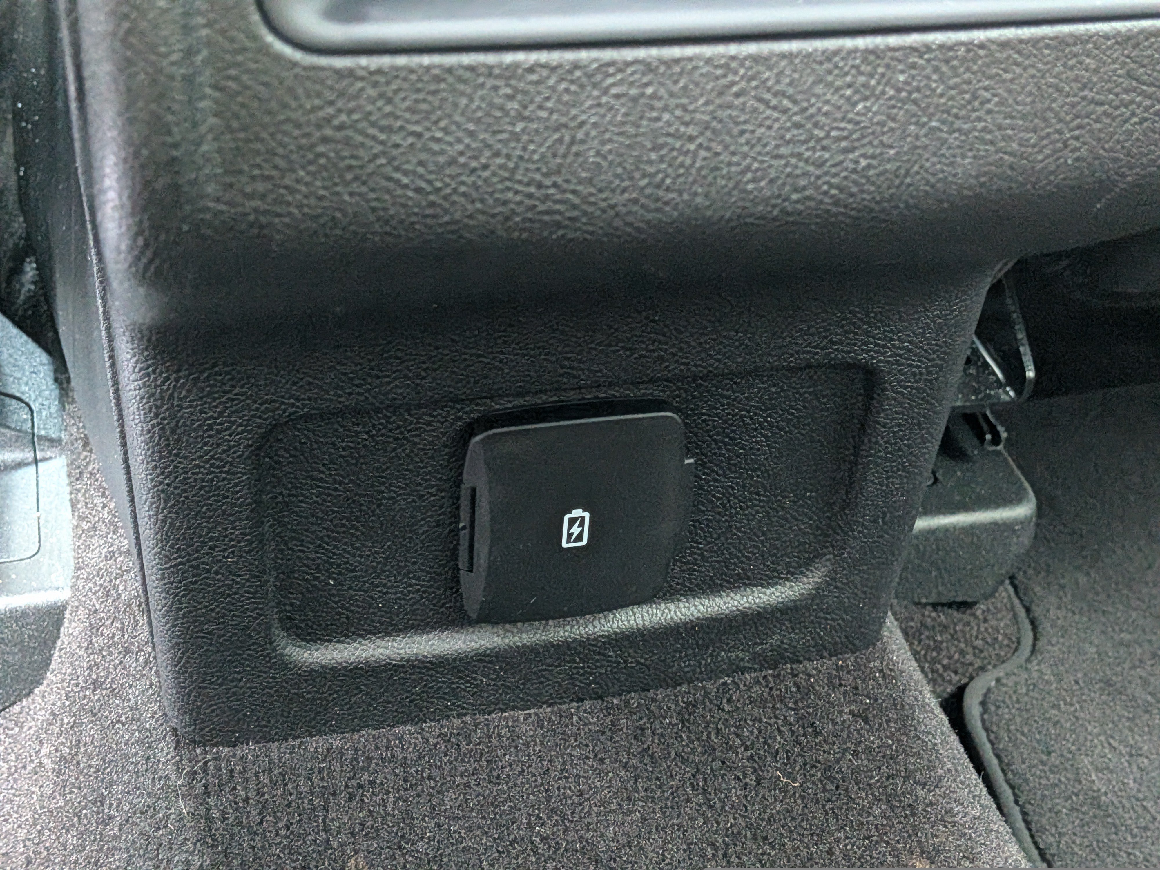 Used 2021 Lincoln Corsair Reserve FWD image 16