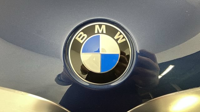 Used 2023 BMW X3 xDrive30i w/ Premium Package AWD/4WD image 8
