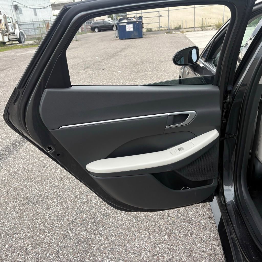 Certified 2024 Hyundai Sonata SEL FWD image 12
