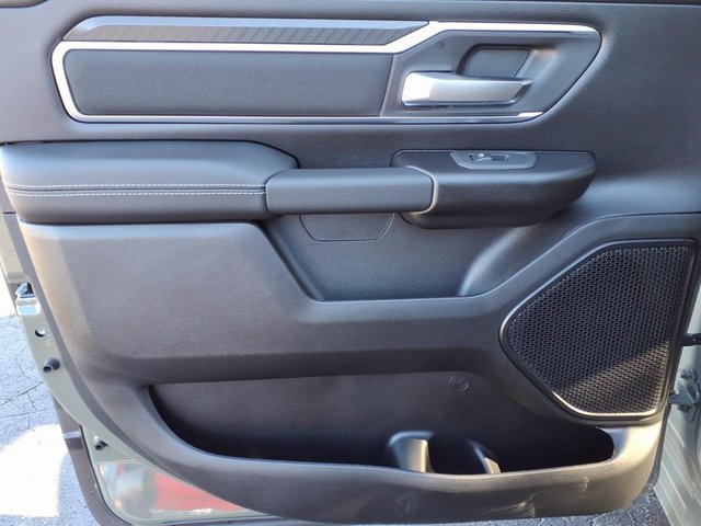 New 2026 RAM 1500 4x4 Crew Cab image 12