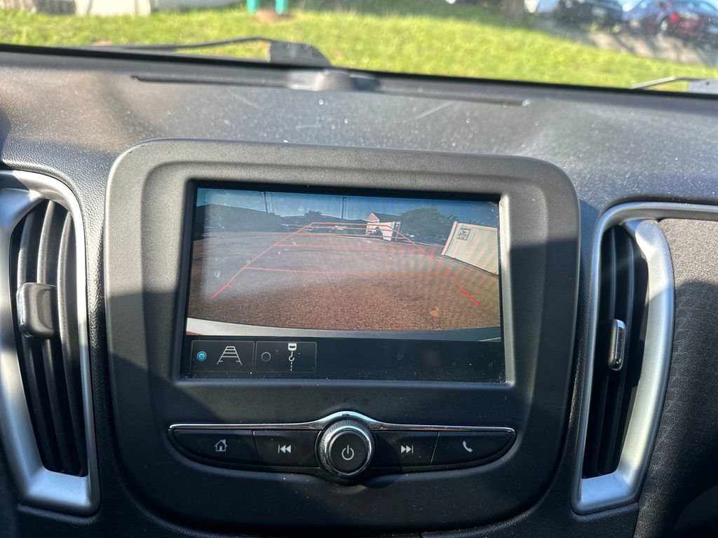 Used 2016 Chevrolet Malibu LS image 17