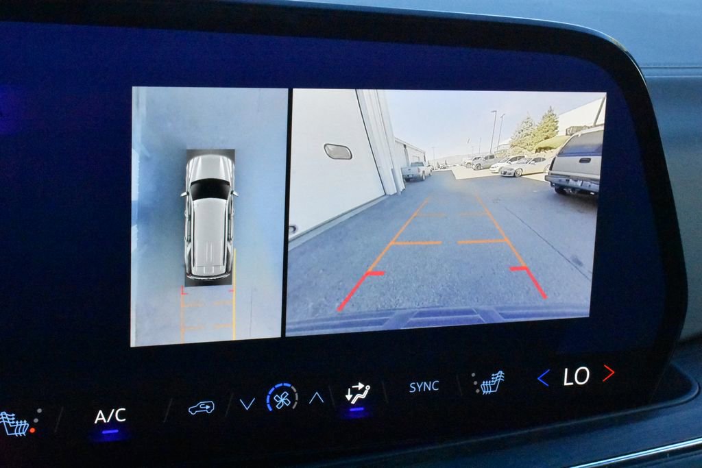 Certified 2025 Chevrolet Tahoe Z71 w/ Sun And Tow Package image 23