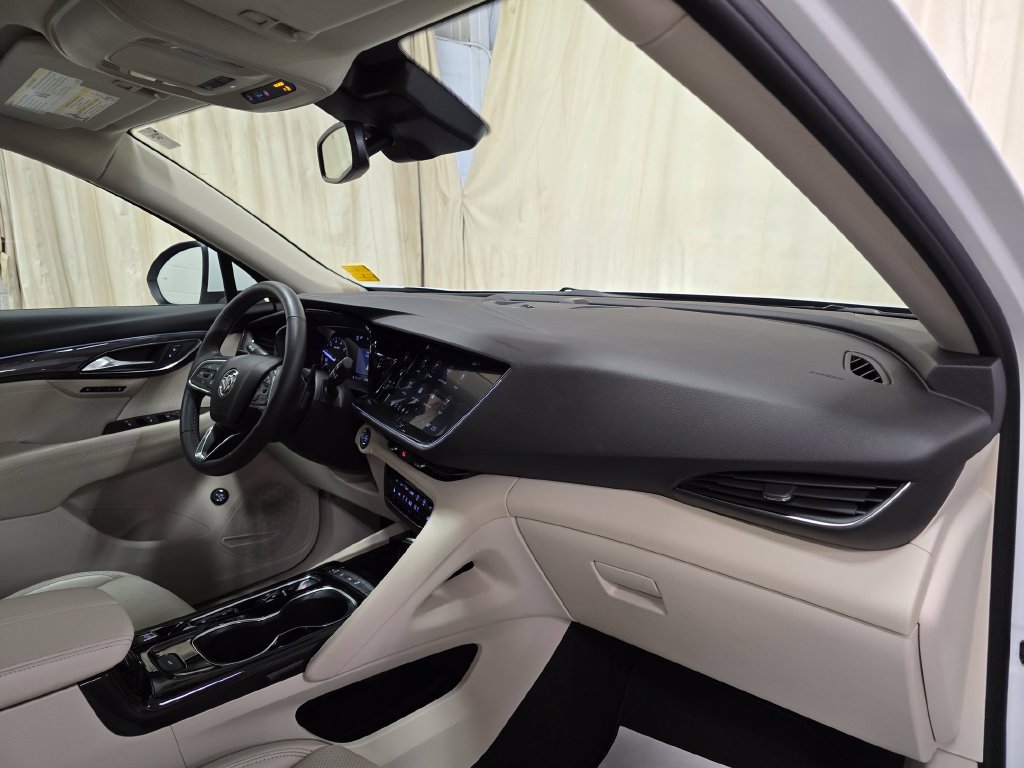 Used 2023 Buick Envision Essence AWD/4WD image 38