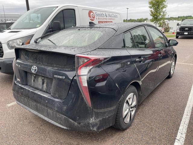 Used 2017 Toyota Prius Two w/ Prius Two Safety Plus Package FWD image 4