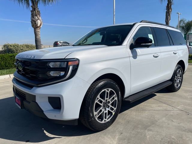 New 2026 Ford Expedition Active image 1