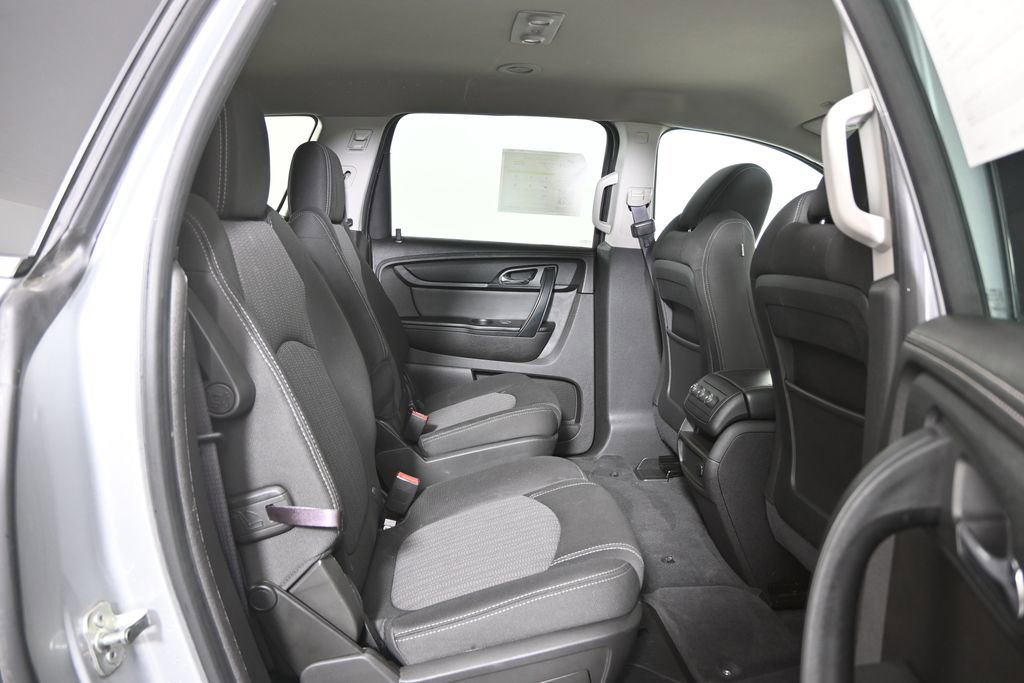 Used 2013 Chevrolet Traverse LT FWD image 15