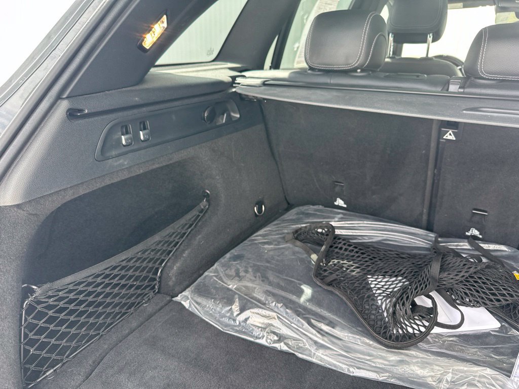 Used 2022 Mercedes-Benz GLC 43 AMG 4MATIC image 23