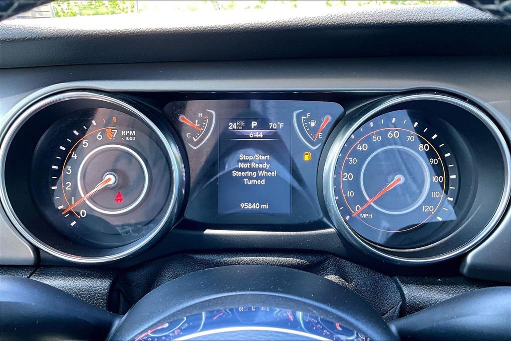 Used 2020 Jeep Gladiator Sport w/ Quick Order Package 24S AWD/4WD image 14