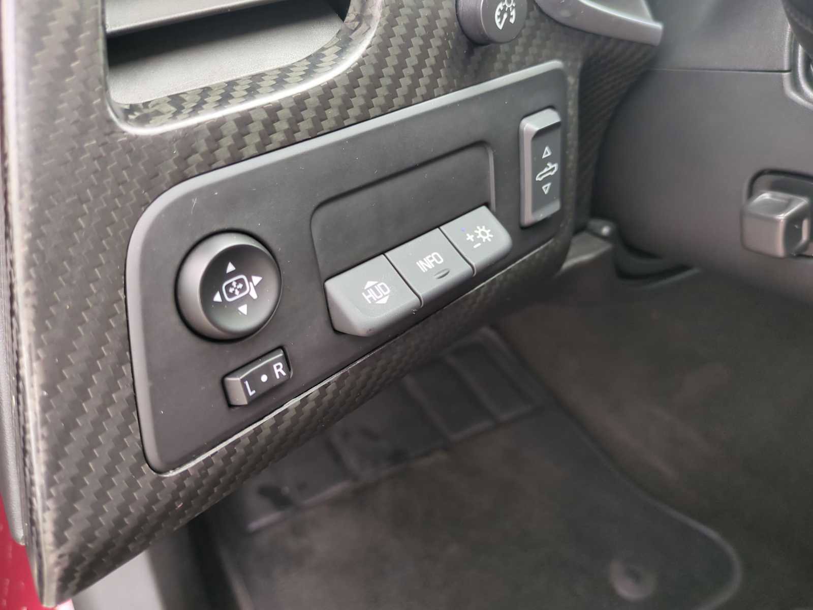 Used 2017 Chevrolet Corvette Stingray Convertible RWD image 32