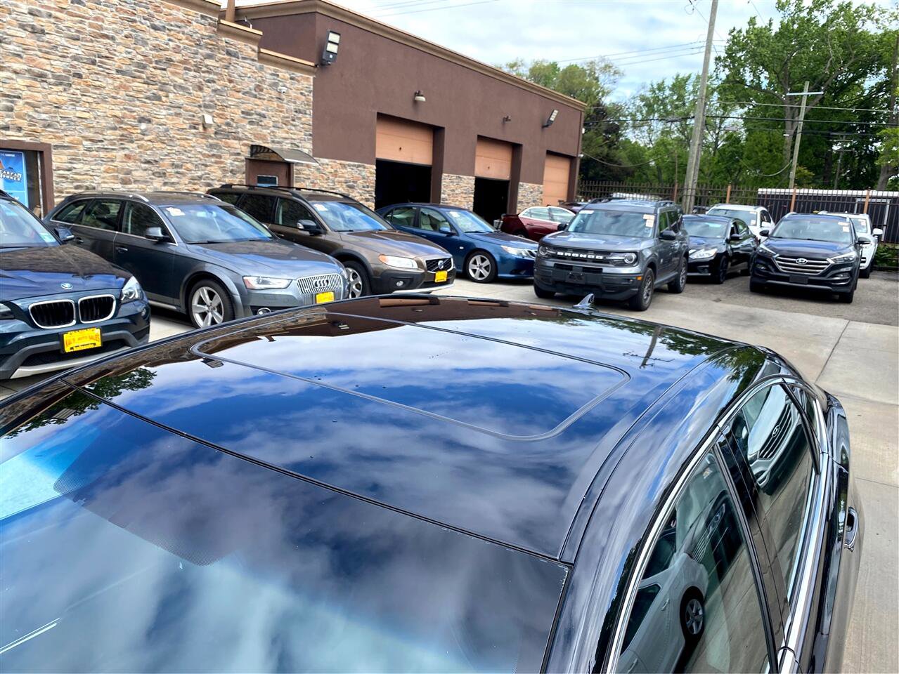 Used 2016 Toyota Avalon Limited image 12