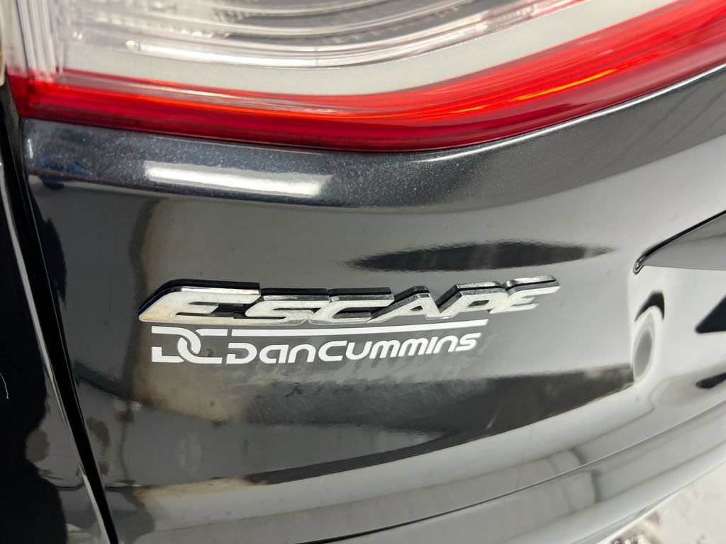 Used 2015 Ford Escape SE FWD image 25
