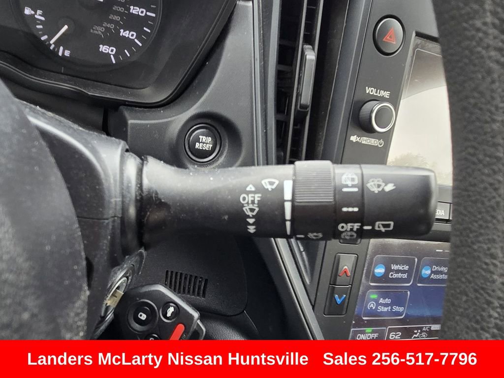Used 2024 Subaru Impreza 2.0i AWD/4WD image 23