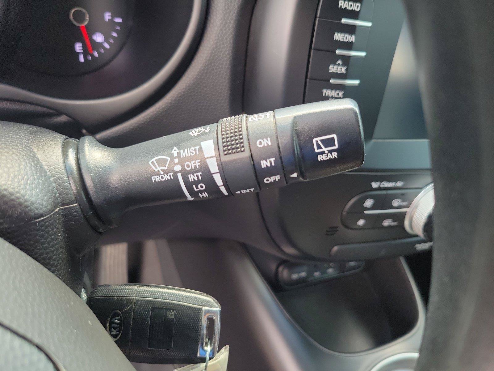 Used 2018 Kia Soul + FWD image 28