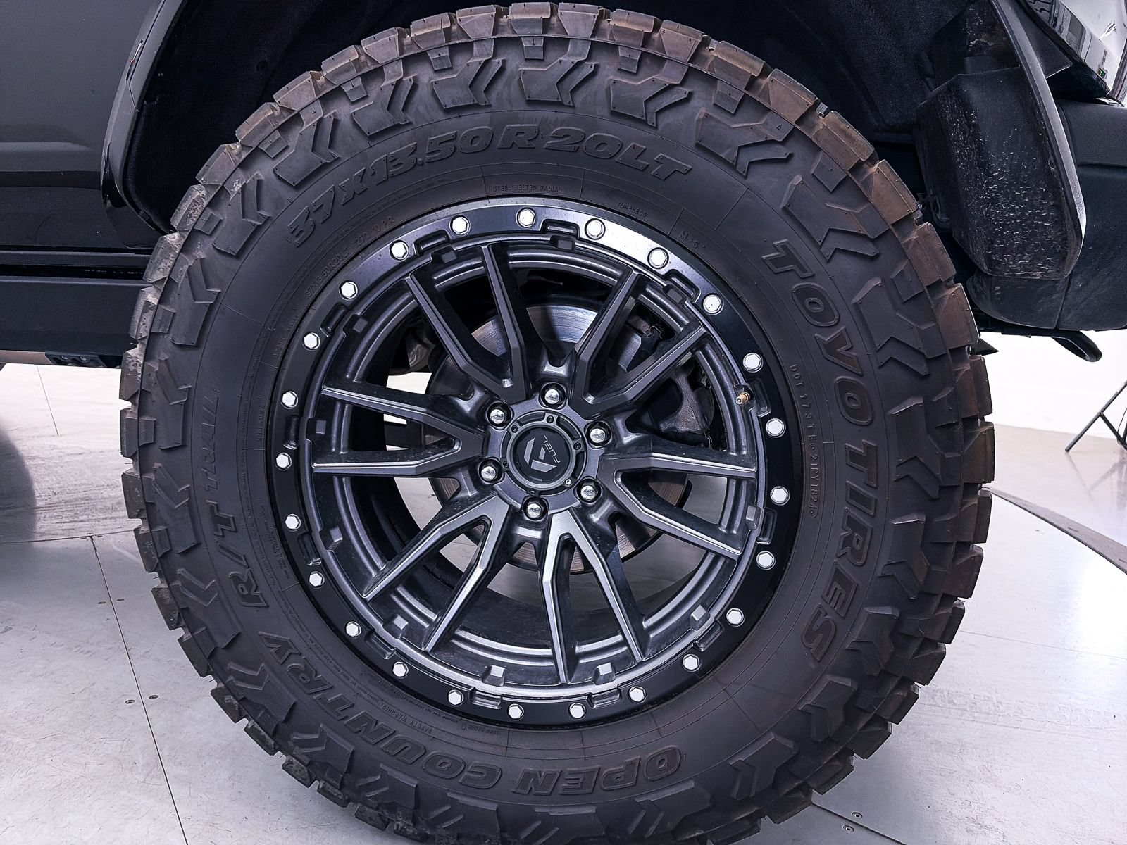 Used 2024 Ford Bronco Raptor w/ Interior Carbon Fiber Pack 6 AWD/4WD image 18