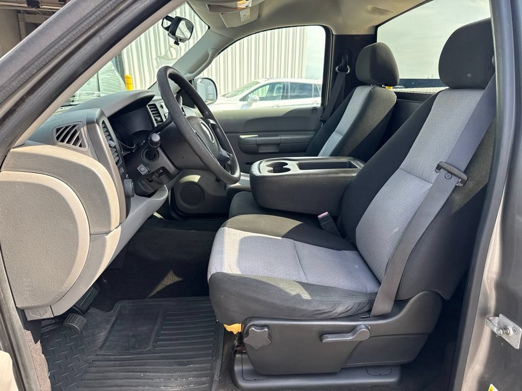 Used 2007 Chevrolet Silverado 1500 W/T w/ LS Package RWD image 13