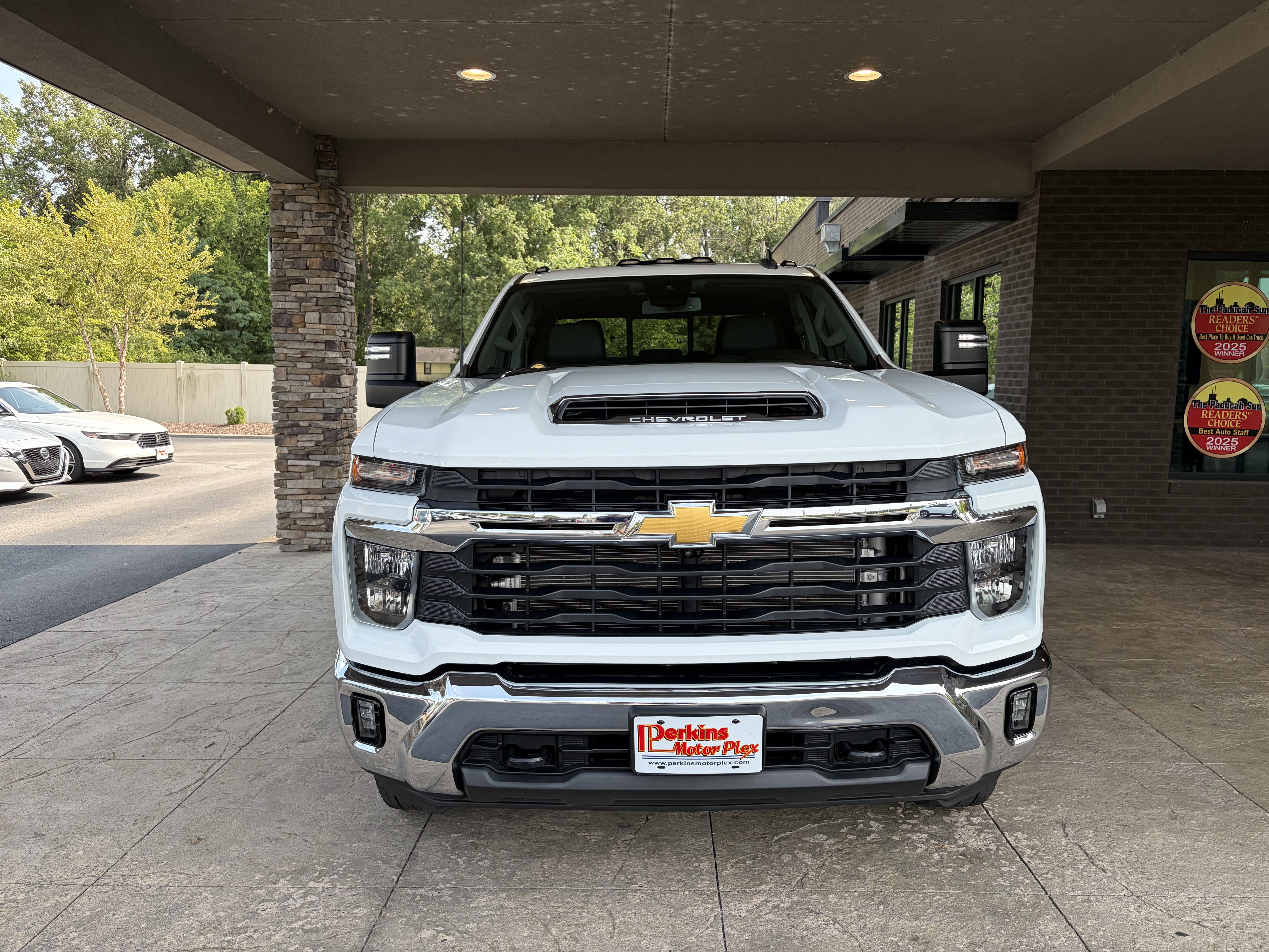 Used 2024 Chevrolet Silverado 3500 LT w/ All Star Edition AWD/4WD image 2