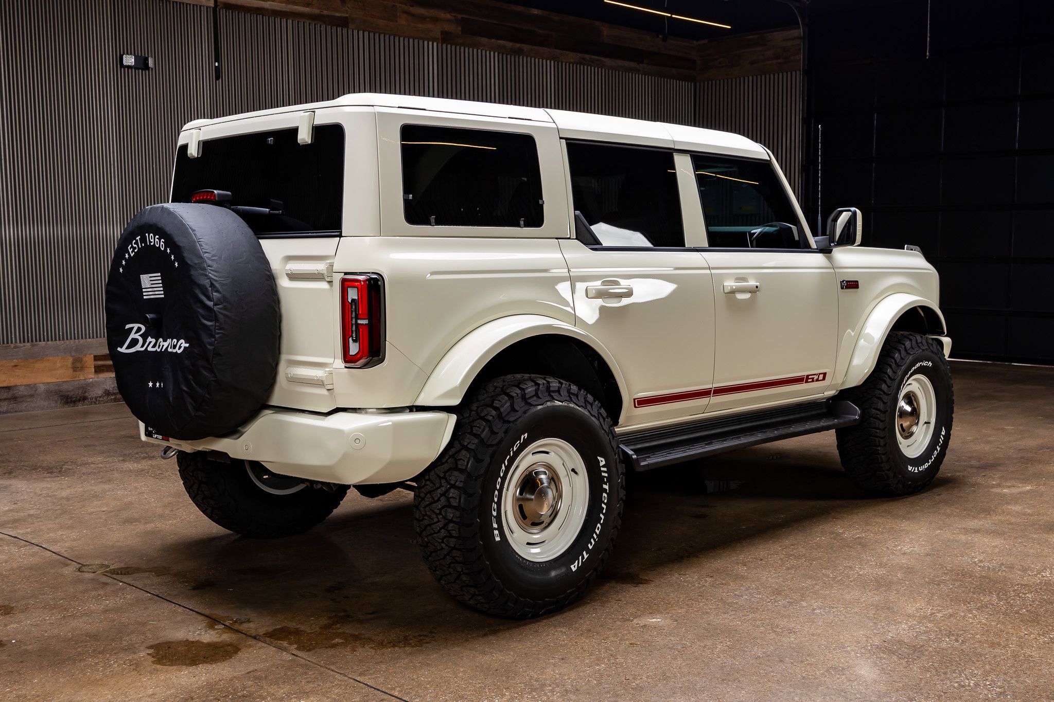 Used 2026 Ford Bronco Outer Banks AWD/4WD image 10