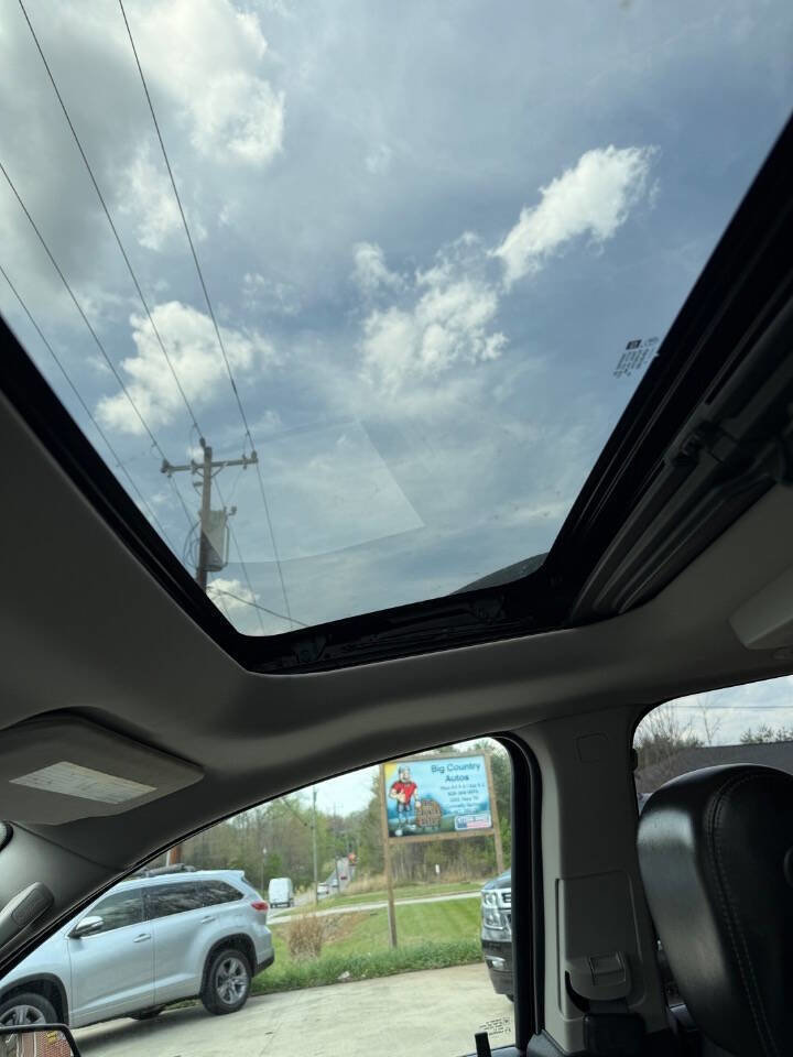 Used 2013 GMC Acadia Denali image 17