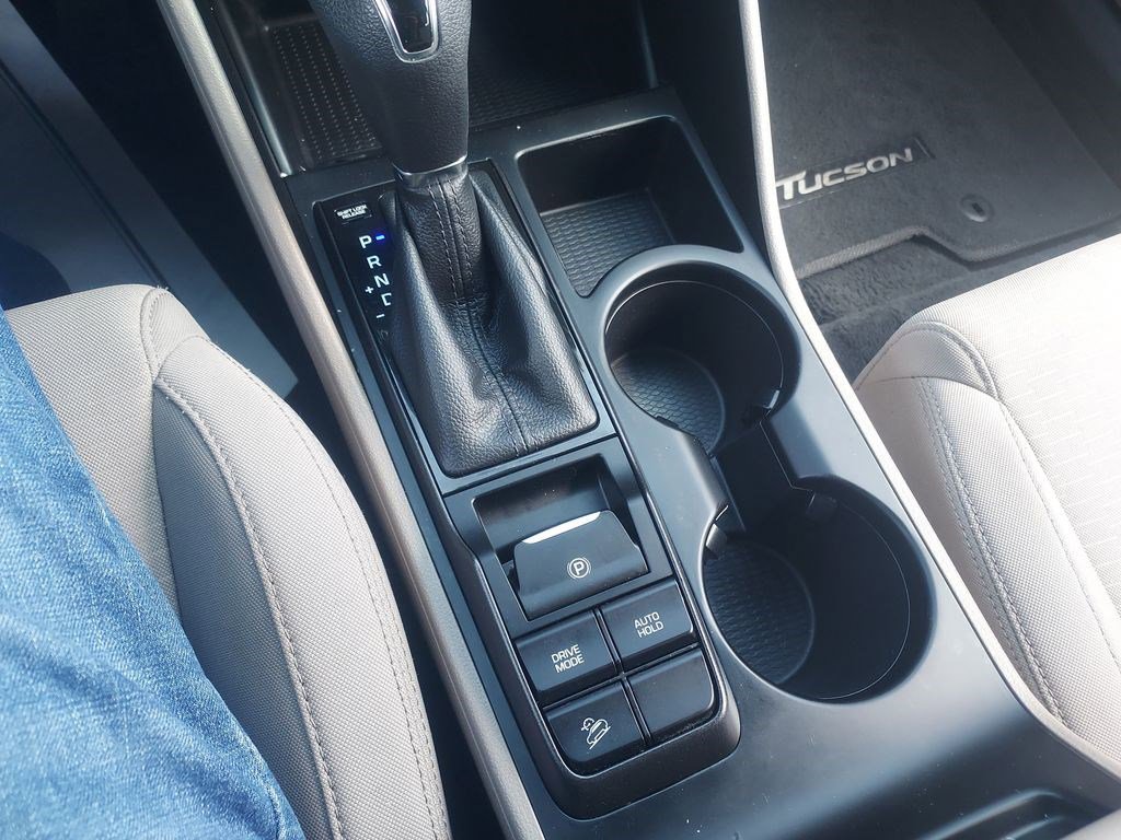 Used 2019 Hyundai Tucson Value AWD/4WD image 17