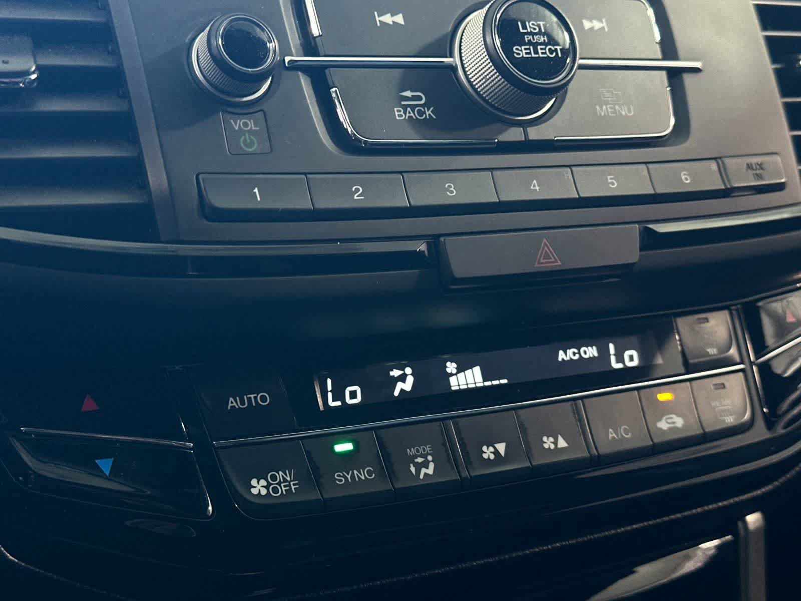 Used 2017 Honda Accord Sport Special Edition image 20