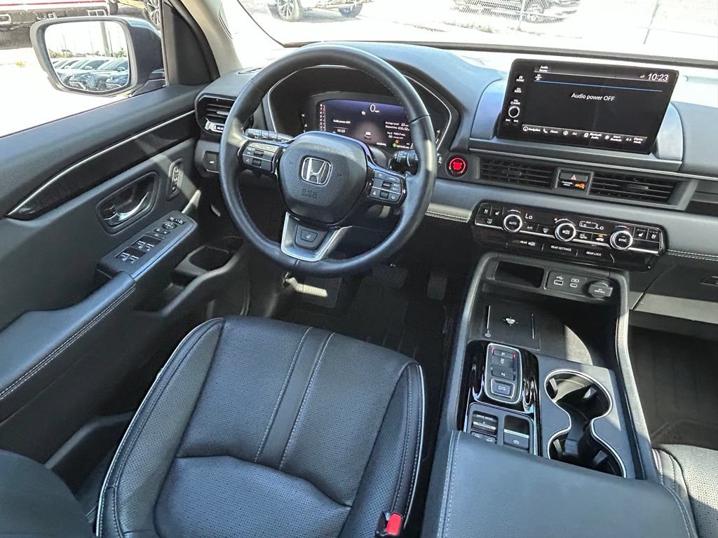 Used 2024 Honda Pilot Elite image 5