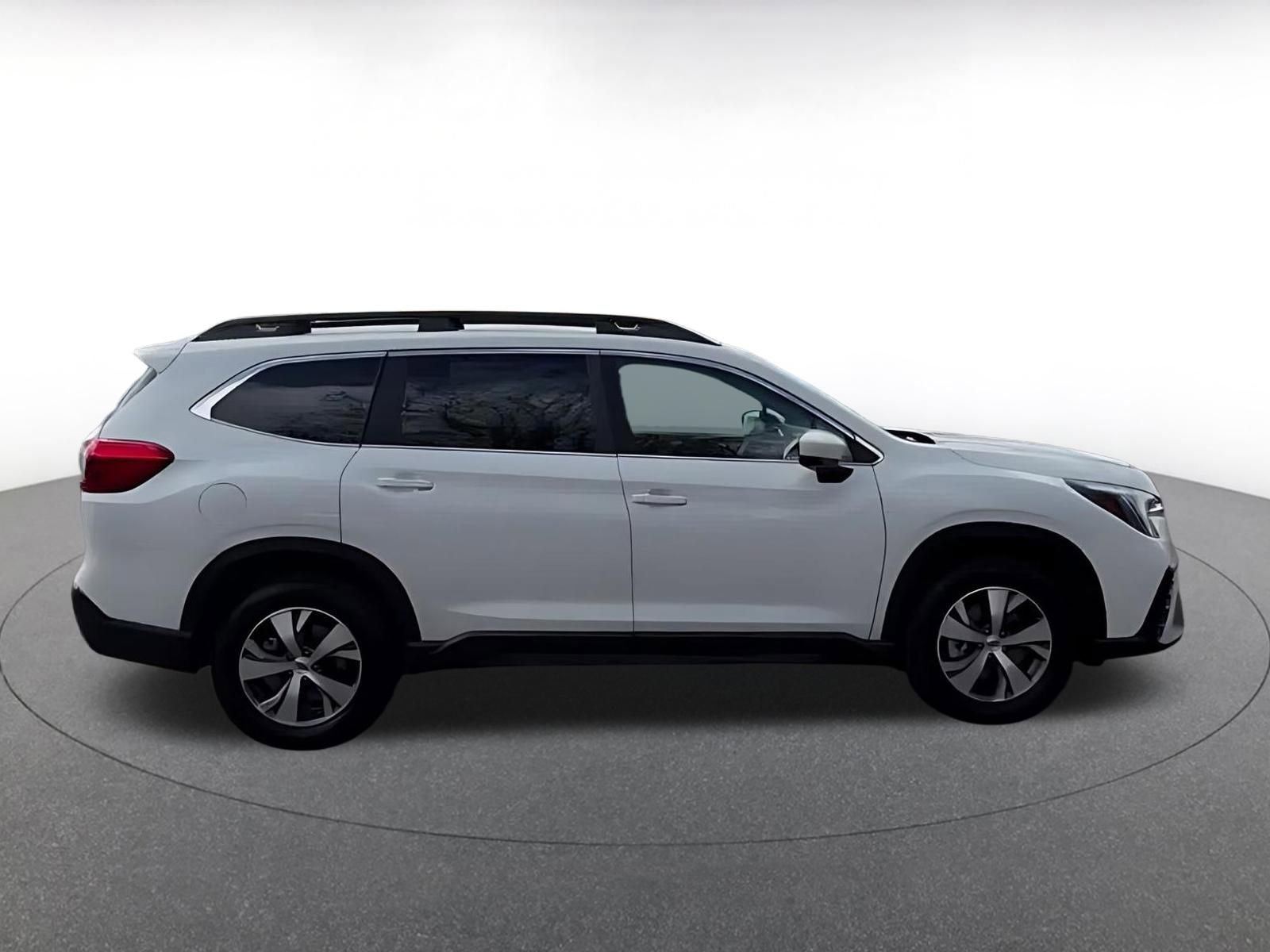 Used 2025 Subaru Ascent Premium AWD/4WD image 15